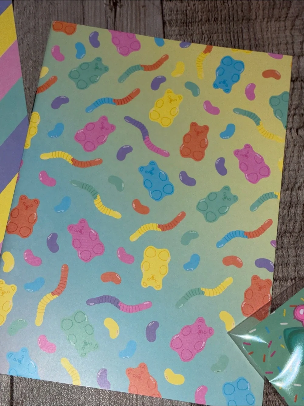 Gummy Bear Notebook Set w/Paper Clips
